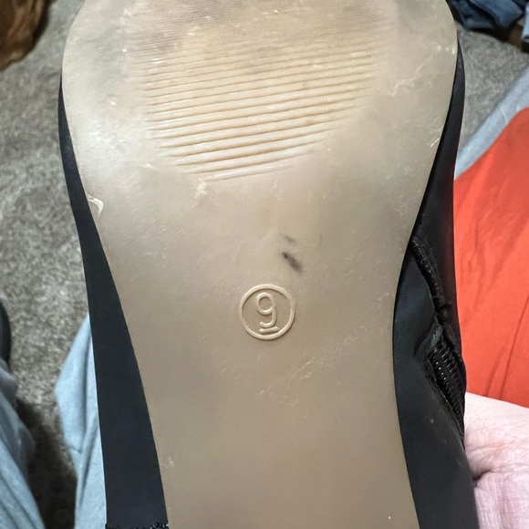 Stylish Black Heeled Mules - Picture 4 of 5